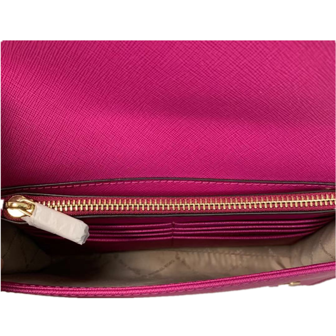 Michael Kors Jet Set Travel 35S9GTVC3L 3 In 1 Leather Wristlet Clutch Crossbody Bag In Fuschia Michael Kors Jet Set Travel 35S9GTVC3L 3 In 1 Leather Wristlet Clutch Crossbody Bag In Fuschia